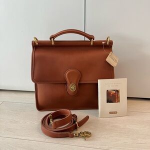 *SOLD LOCAL* COACH | Vintage Willis 9927 in British Tan